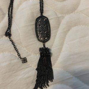 Kendra Scott Rayne Necklace in Gunmetal with Gummetal Filigree EUC